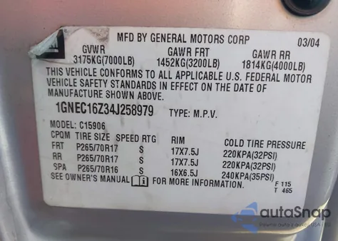 2004 Chevrolet Suburban 1500 Lt z USA, uszkodzony, nr VIN 1GNEC16Z34J258979